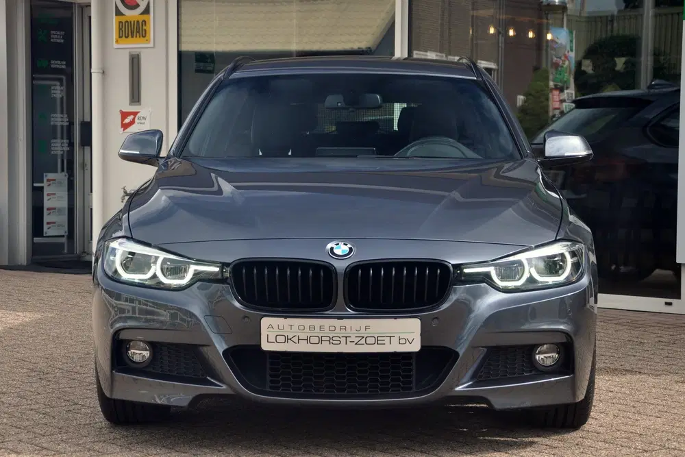 BMW 3-serie 3 Serie Touring 320i M-Sport Edition uit 2019, foto 9