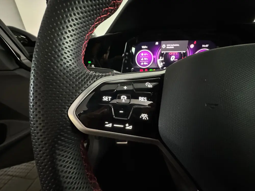 Volkswagen Golf 2.0 TSI GTI Pano|HuD|H/K|Keyless|Camera|Sfee uit 2023, foto 13