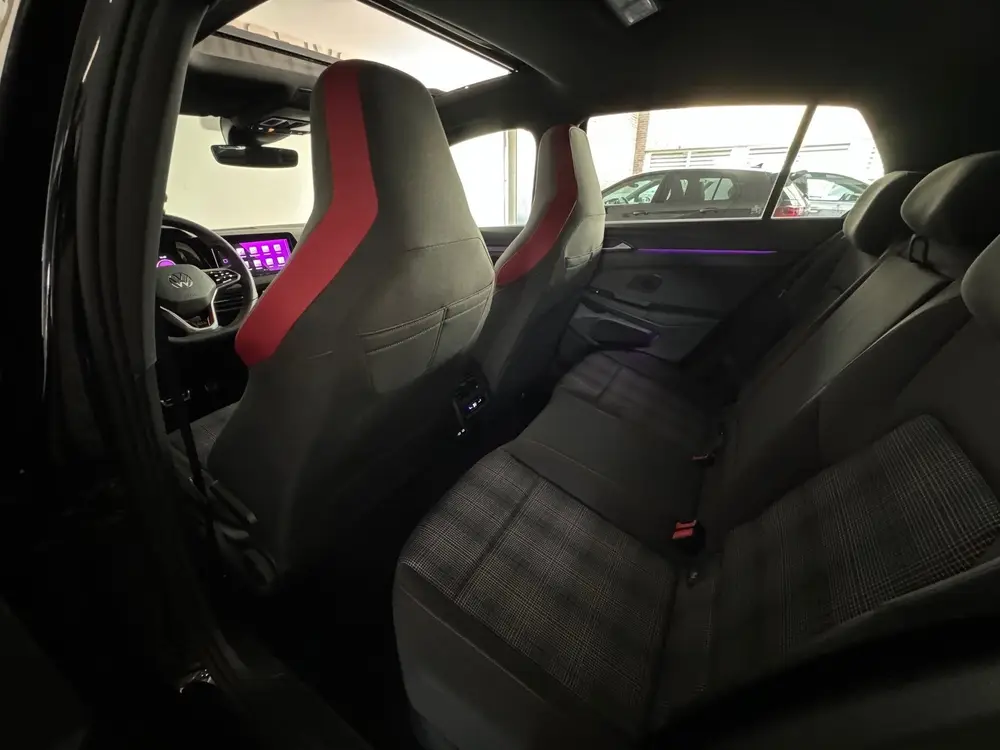 Volkswagen Golf 2.0 TSI GTI Pano|HuD|H/K|Keyless|Camera|Sfee uit 2023, foto 19
