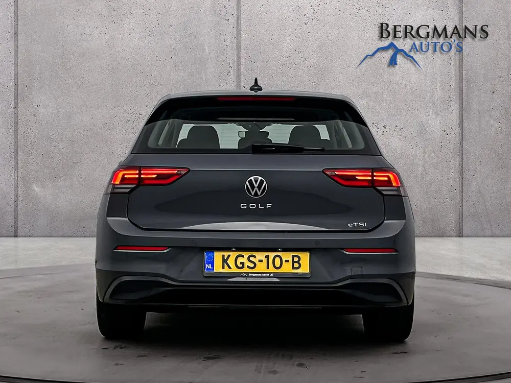 Volkswagen Golf 1.5 eTSI Active // APPLE CARPLAY // PDC V+ uit 2023, foto 17