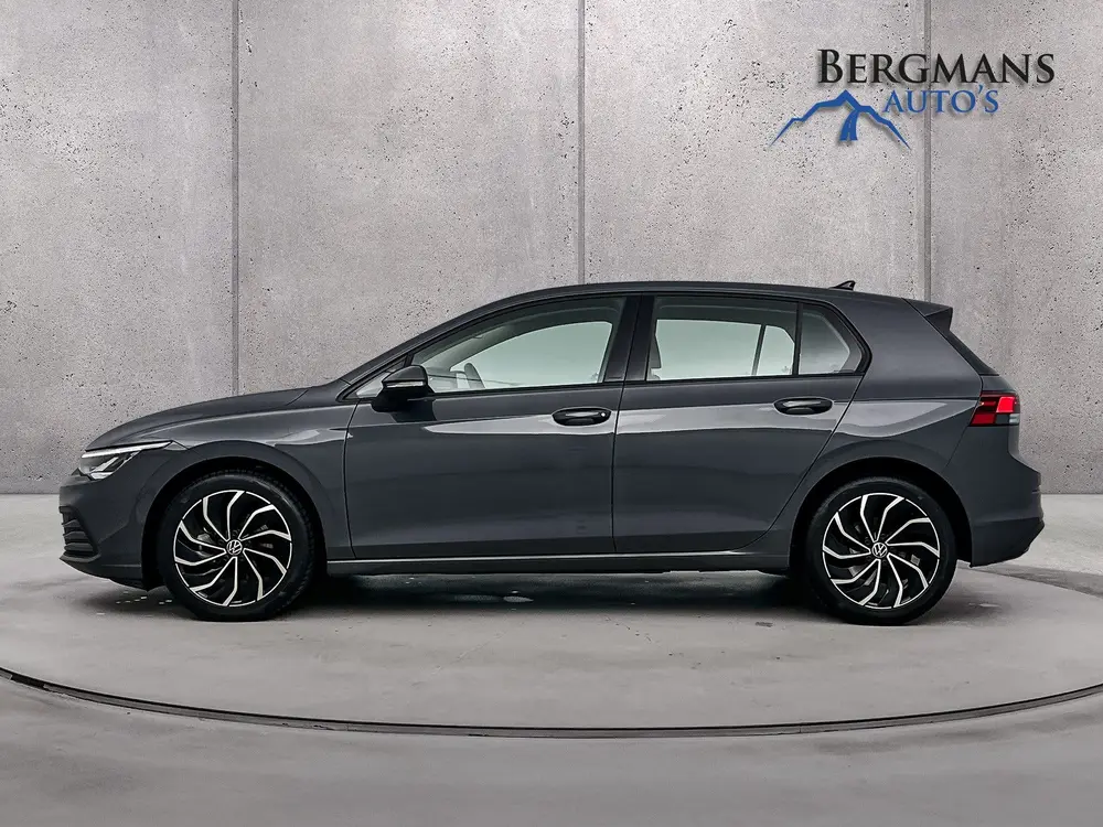 Volkswagen Golf 1.5 eTSI Active // APPLE CARPLAY // PDC V+ uit 2023, foto 9