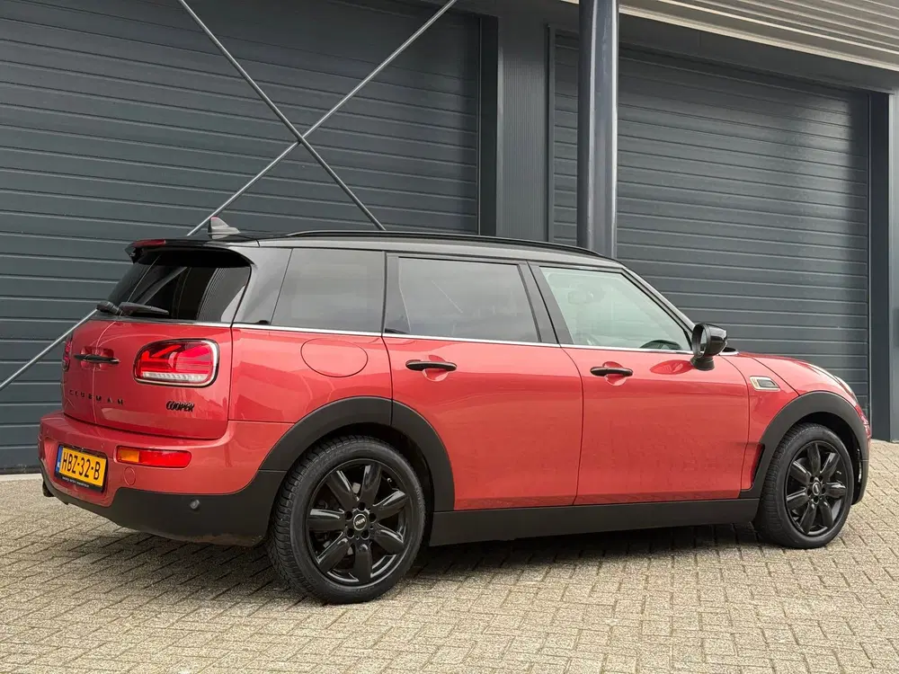 Mini Clubman 1.5 Cooper Essential uit 2021, foto 2