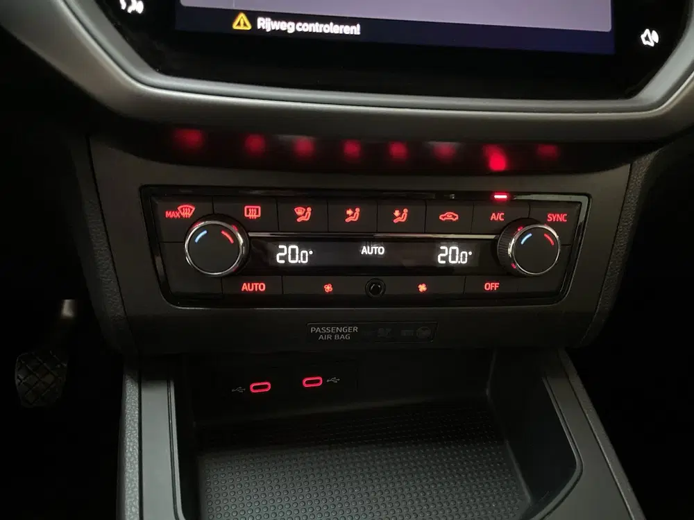SEAT Ibiza 1.0 TSI Style Business Intense Camera Navi uit 2021, foto 20