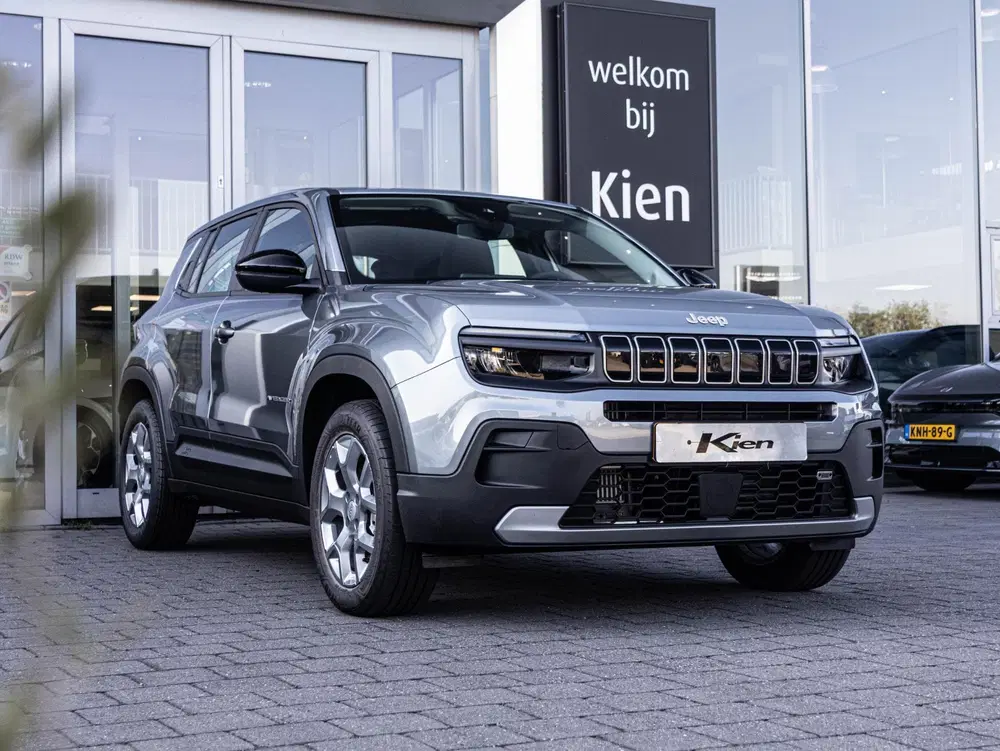 Jeep Avenger 1.2 e-Hybrid Altitude uit 2024, foto 15