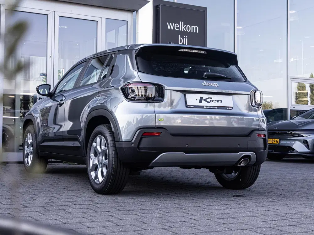 Jeep Avenger 1.2 e-Hybrid Altitude uit 2024, foto 18
