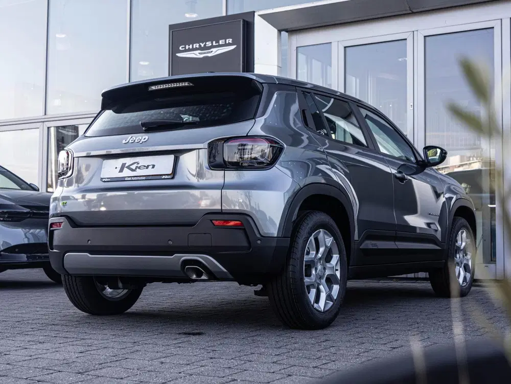 Jeep Avenger 1.2 e-Hybrid Altitude uit 2024, foto 4