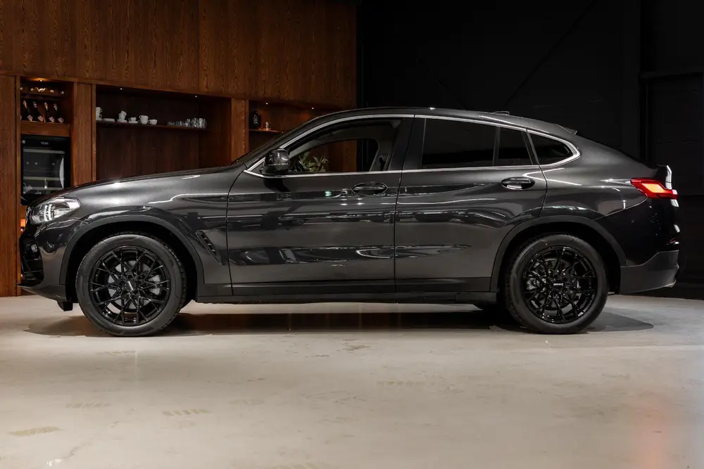 BMW X4 xDrive20i High Executive Edition Stoelverw uit 2019, foto 5