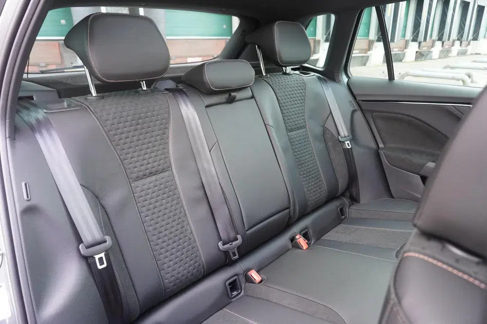 Skoda Kamiq 1.0 TSI 115pk DSG Business Edition uit 2026, foto 16