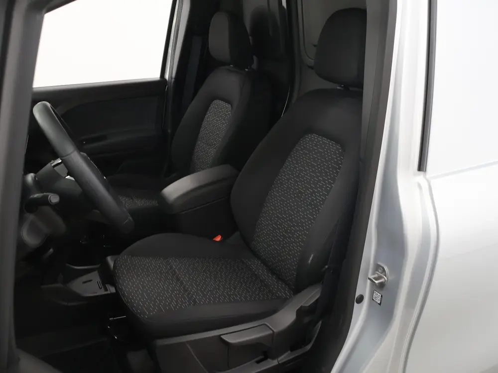 Mercedes-Benz Citan 112 uit 2025, foto 8