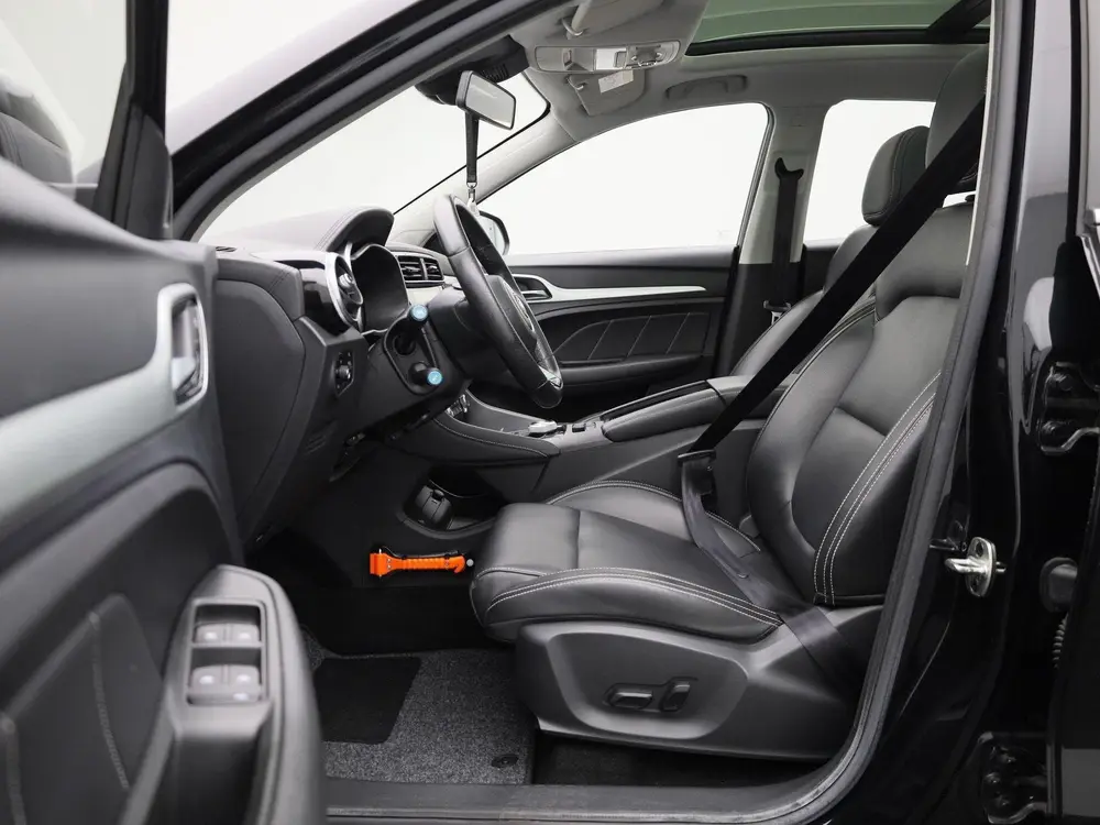 MG ZS EV Luxury 45 kWh uit 2021, foto 11