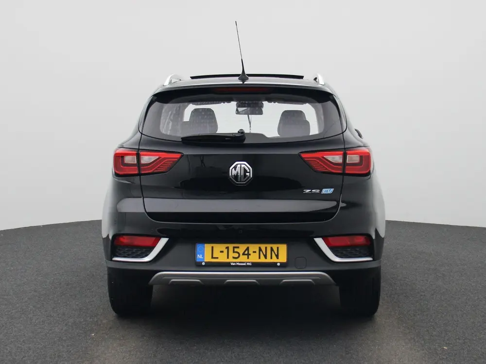 MG ZS EV Luxury 45 kWh uit 2021, foto 5