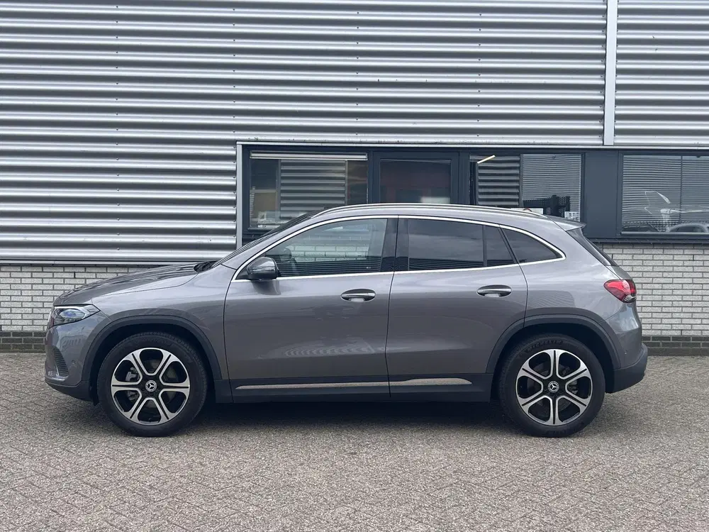 Mercedes-Benz EQA 250+ Business Edition 71 kWh uit 2023, foto 3