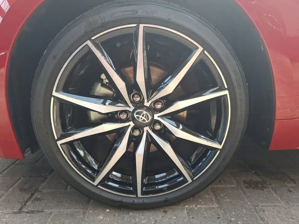 Toyota Corolla Hybrid 180 GR Sport + Pack uit 2026, foto 18