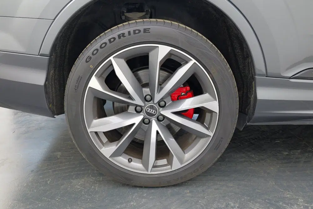 Audi Q7 55 TFSI e quattro Pro Line S uit 2021, foto 11