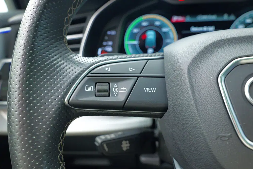 Audi Q7 55 TFSI e quattro Pro Line S uit 2021, foto 18
