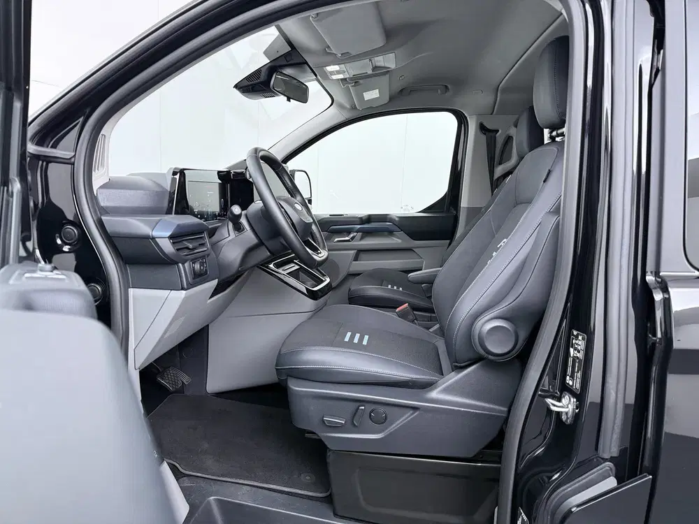 Ford Tourneo Custom 340 2.5 PHEV 233 pk L1 8 persoons uit 2025, foto 11