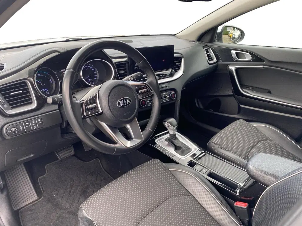 Kia XCeed 1.6 GDi PHEV DynamicLine uit 2021, foto 13