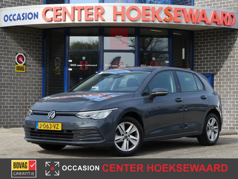 VOLKSWAGEN Golf 8 1.0 TSI 110pk Life 5D | Camera | Carplay | uit 2020
