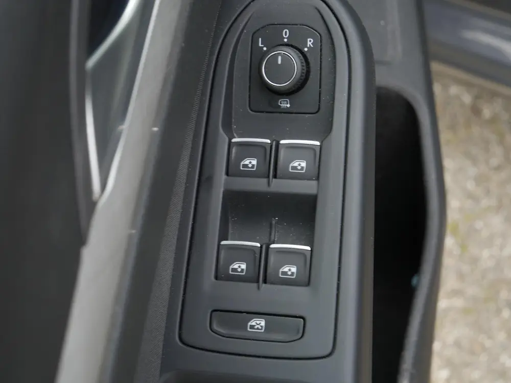 VOLKSWAGEN Golf 8 1.0 TSI 110pk Life 5D | Camera | Carplay | uit 2020, foto 16