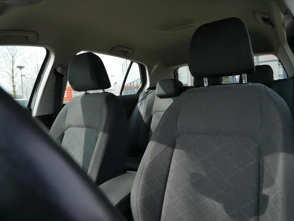 VOLKSWAGEN Golf 8 1.0 TSI 110pk Life 5D | Camera | Carplay | uit 2020, foto 9