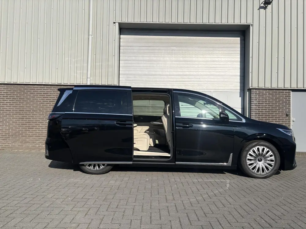 Voyah Dream Flagship Edition 109 kWh uit 2026, foto 6