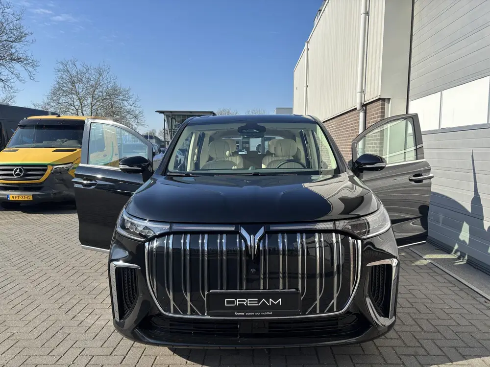 Voyah Dream Flagship Edition 109 kWh uit 2026, foto 8