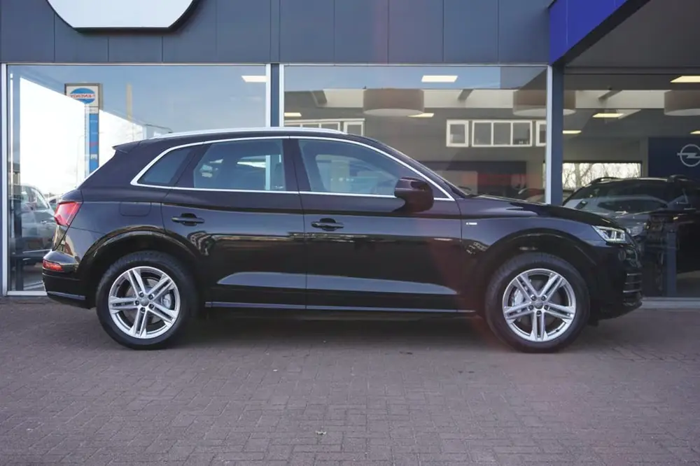 Audi Q5 50 TFSI e quattro S edition Automaat | Navigatie | A uit 2020, foto 3