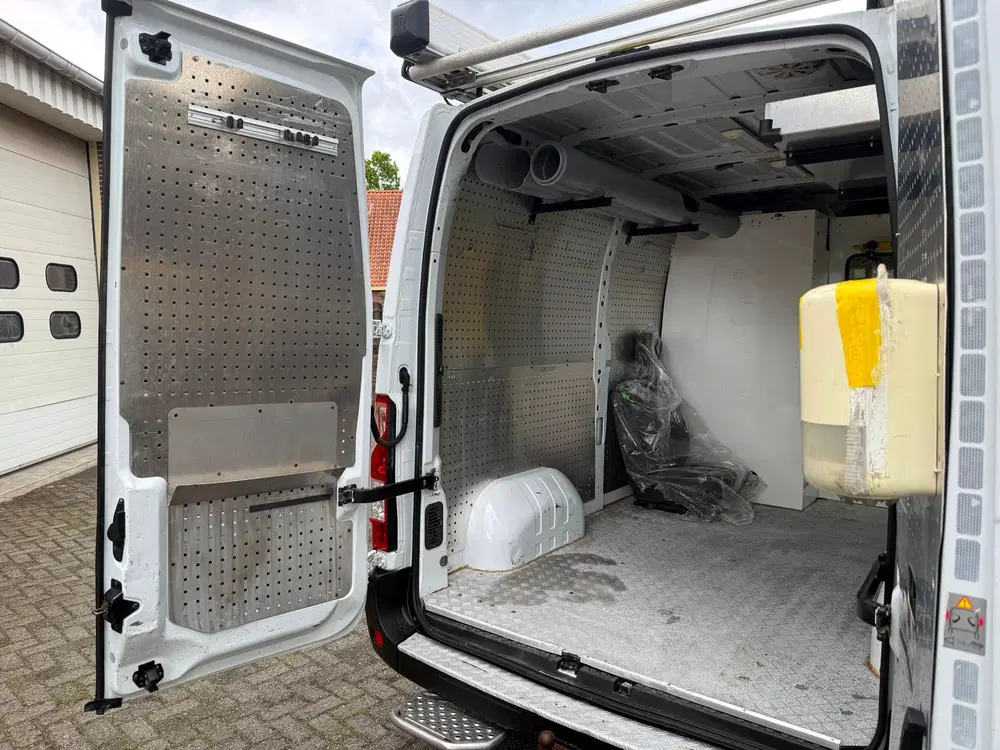 Renault Master T35 2.3 dCi L2H2 navi camera airco cruise uit 2019, foto 19