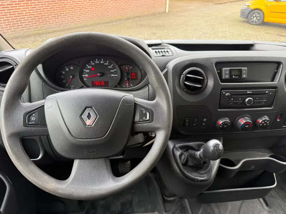 Renault Master T35 2.3 dCi L2H2 navi camera airco cruise uit 2019, foto 3