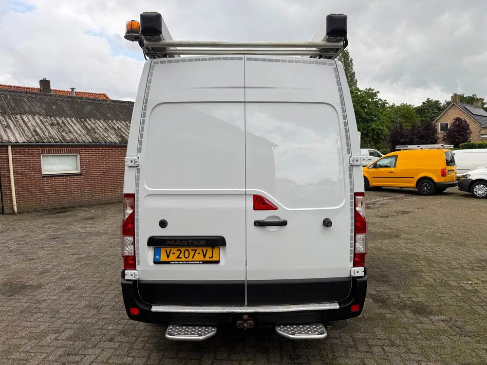 Renault Master T35 2.3 dCi L2H2 navi camera airco cruise uit 2019, foto 6
