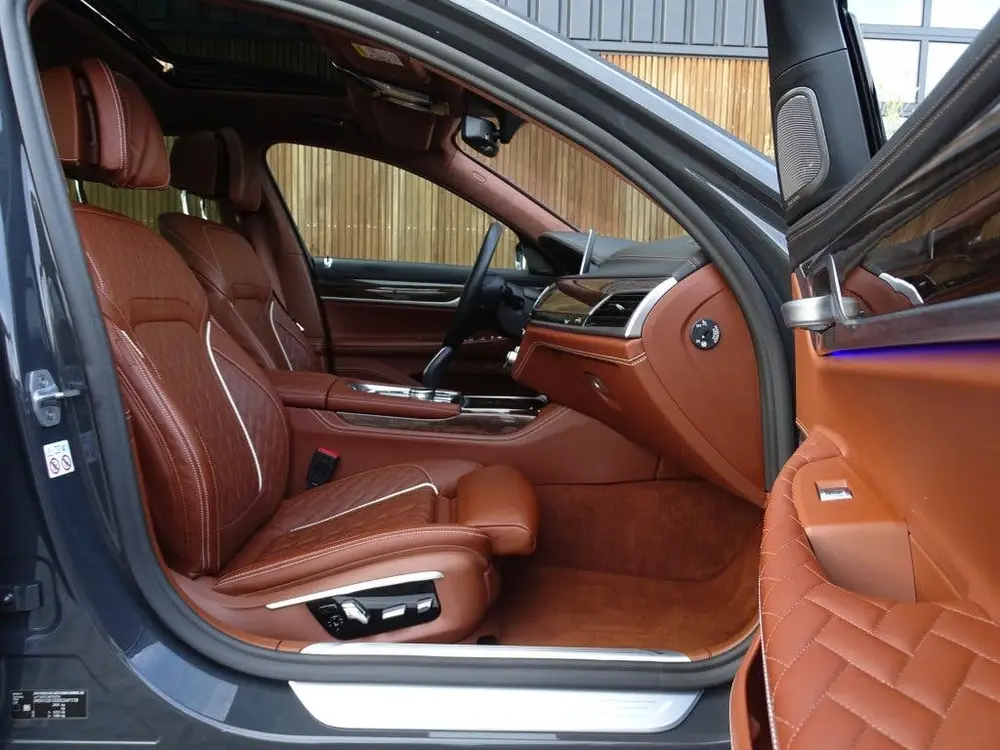 BMW 7-serie 7 Serie 745e 394PK M- Individual VIP uit 2019, foto 15