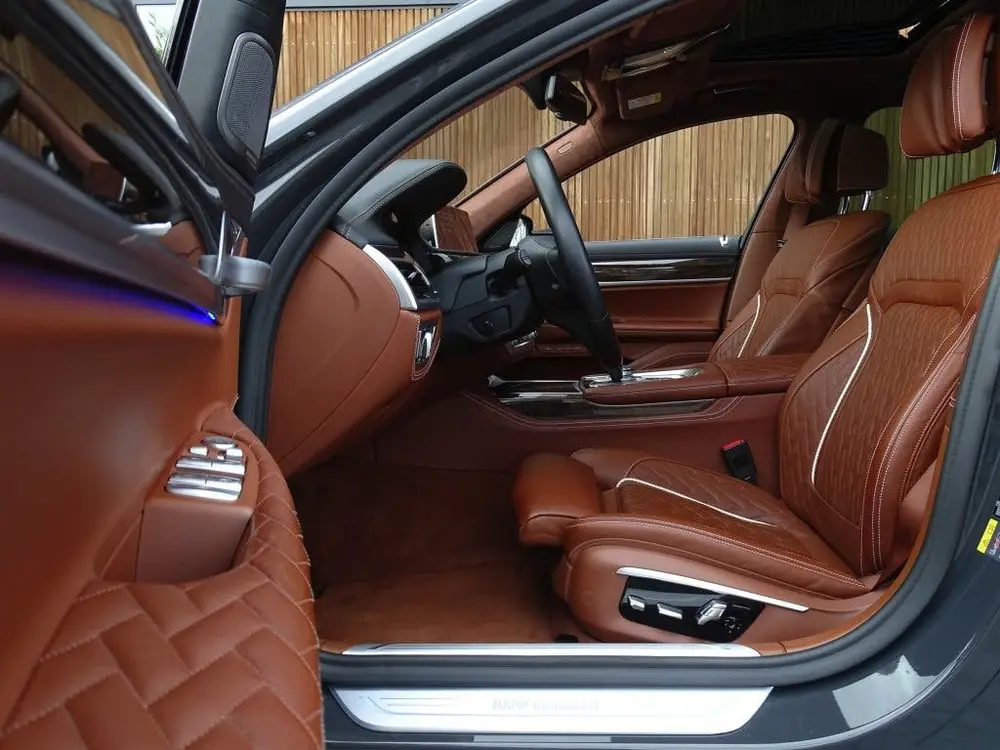 BMW 7-serie 7 Serie 745e 394PK M- Individual VIP uit 2019, foto 19