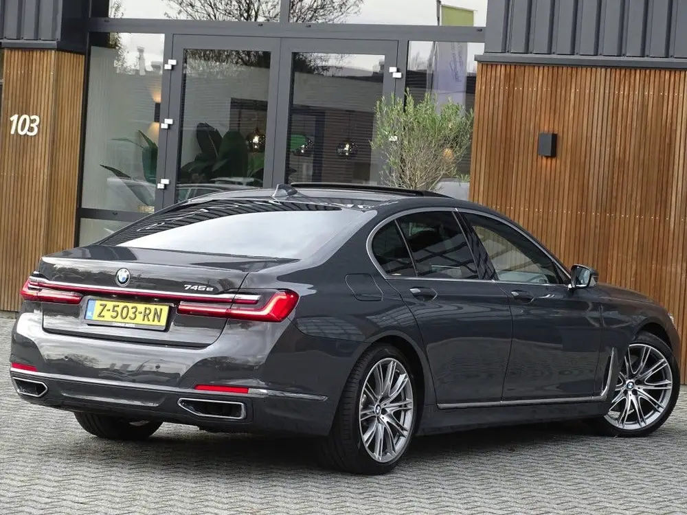 BMW 7-serie 7 Serie 745e 394PK M- Individual VIP uit 2019, foto 9