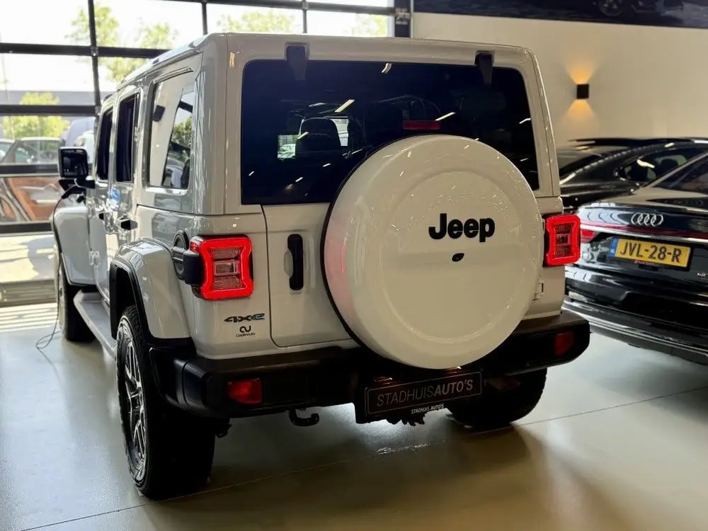 Jeep Wrangler Unlimited Hybrid 380PK 4xe uit 2021, foto 4