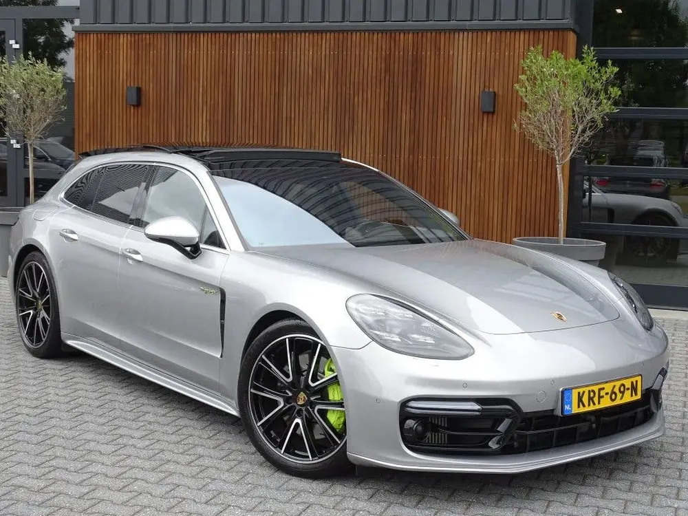 Porsche Panamera 2.9 V6 4 E-Hybrid 462PK / SportDesign / App uit 2019, foto 2