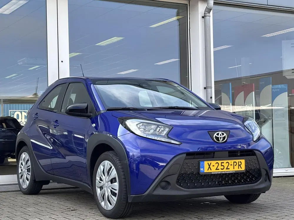 Toyota Aygo X 1.0 VVT-i MT Play uit 2024, foto 3