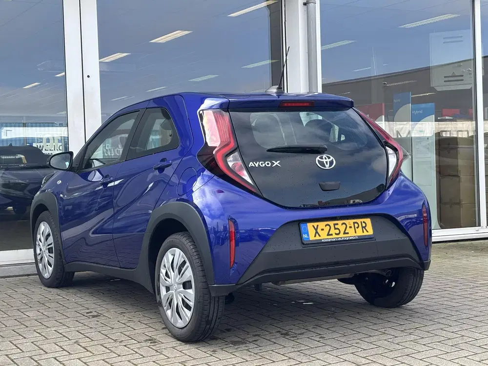 Toyota Aygo X 1.0 VVT-i MT Play uit 2024, foto 5