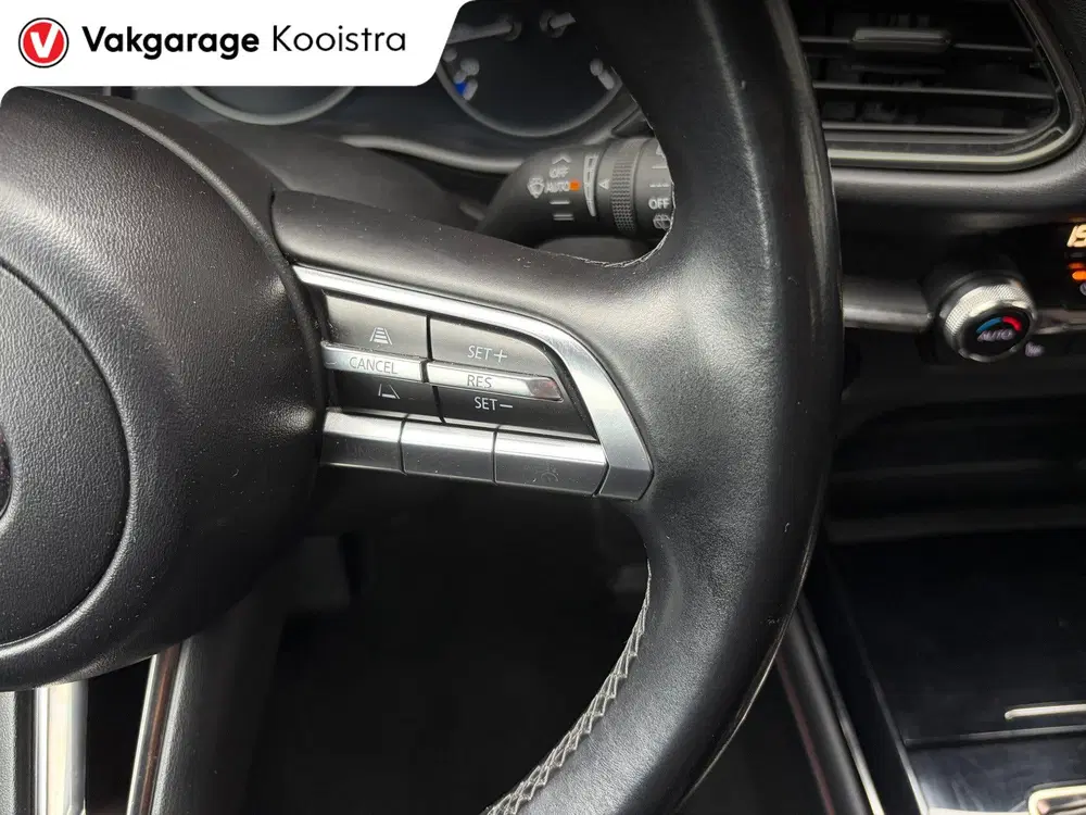 Mazda CX-30 2.0 e-SkyActiv-X M Hybrid Luxury uit 2022, foto 16