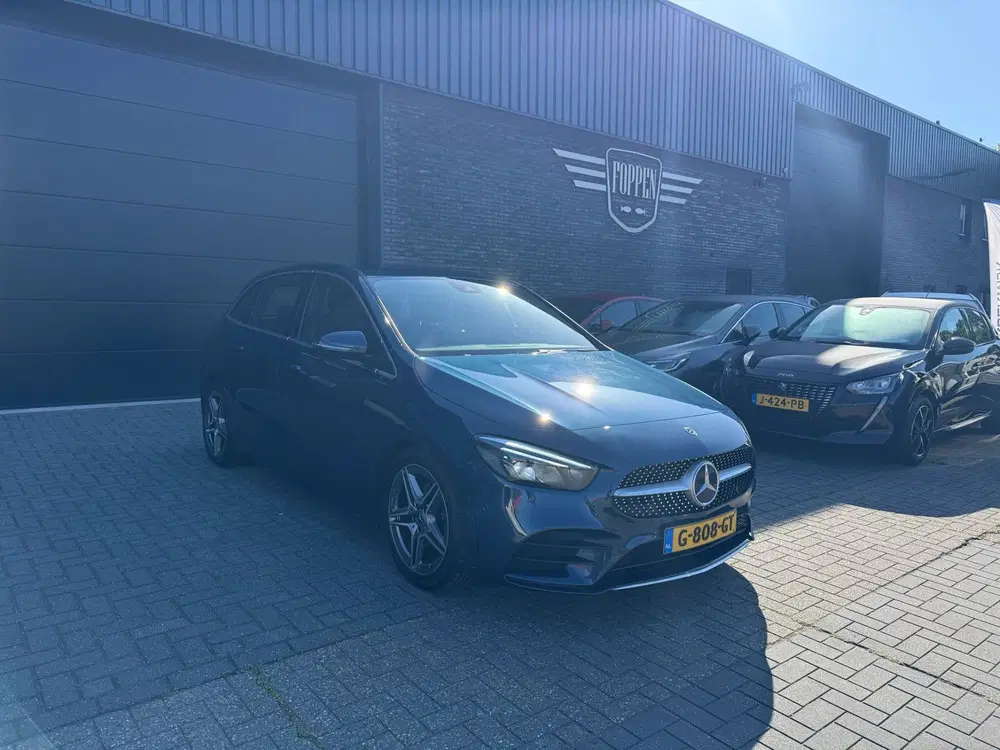 Mercedes-Benz B-Klasse 180 Business Solution AMG uit 2019, foto 4