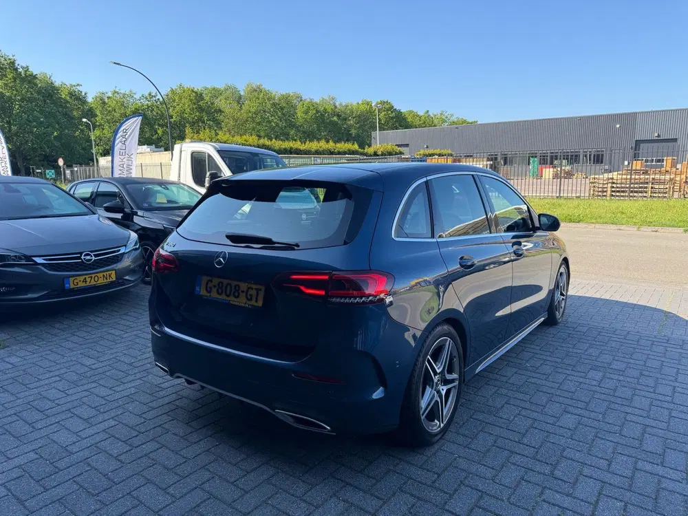 Mercedes-Benz B-Klasse 180 Business Solution AMG uit 2019, foto 6