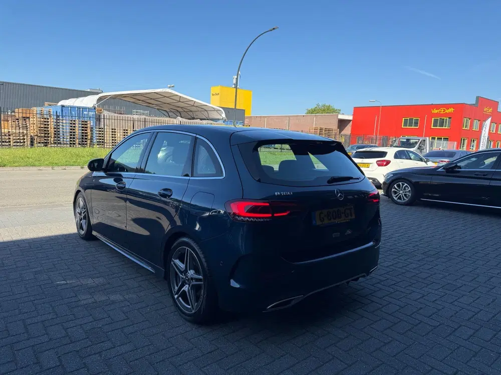Mercedes-Benz B-Klasse 180 Business Solution AMG uit 2019, foto 8