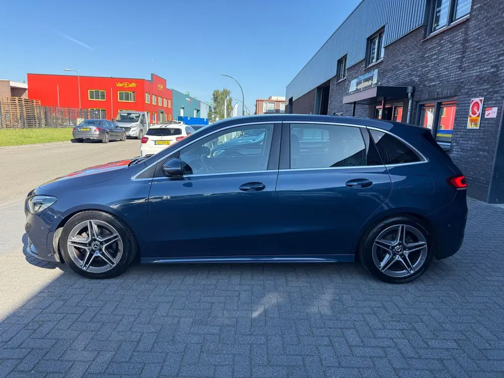 Mercedes-Benz B-Klasse 180 Business Solution AMG uit 2019, foto 9