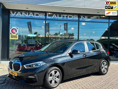 BMW 1-serie 118i Executive Edition Navi Camera LED Cli uit 2020