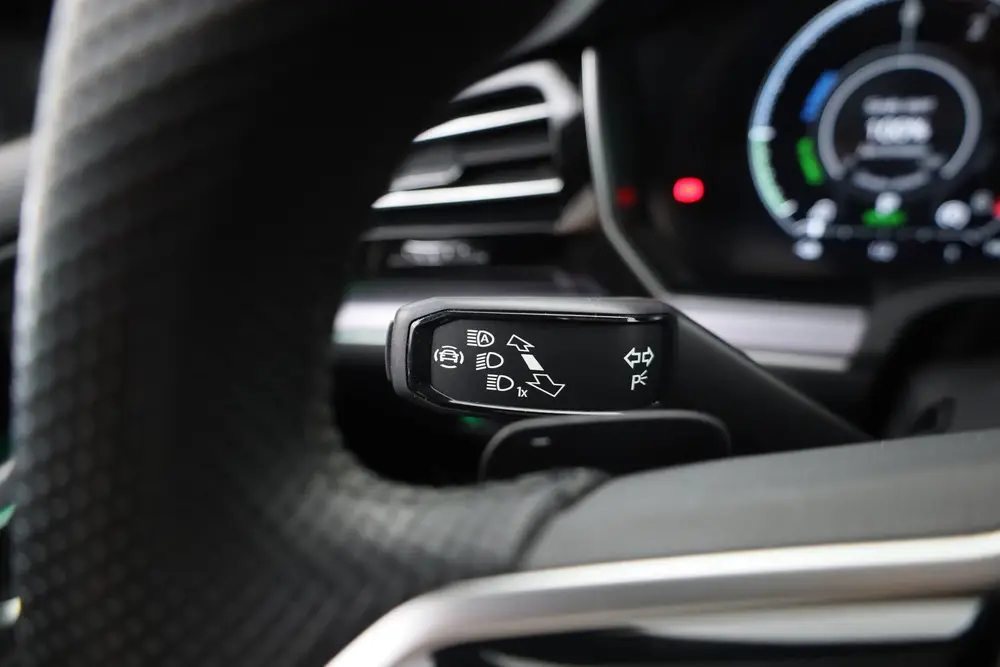 Volkswagen Touareg 3.0 TSI 462pk eHybrid 4MOTION R | Rijklaa uit 2024, foto 17
