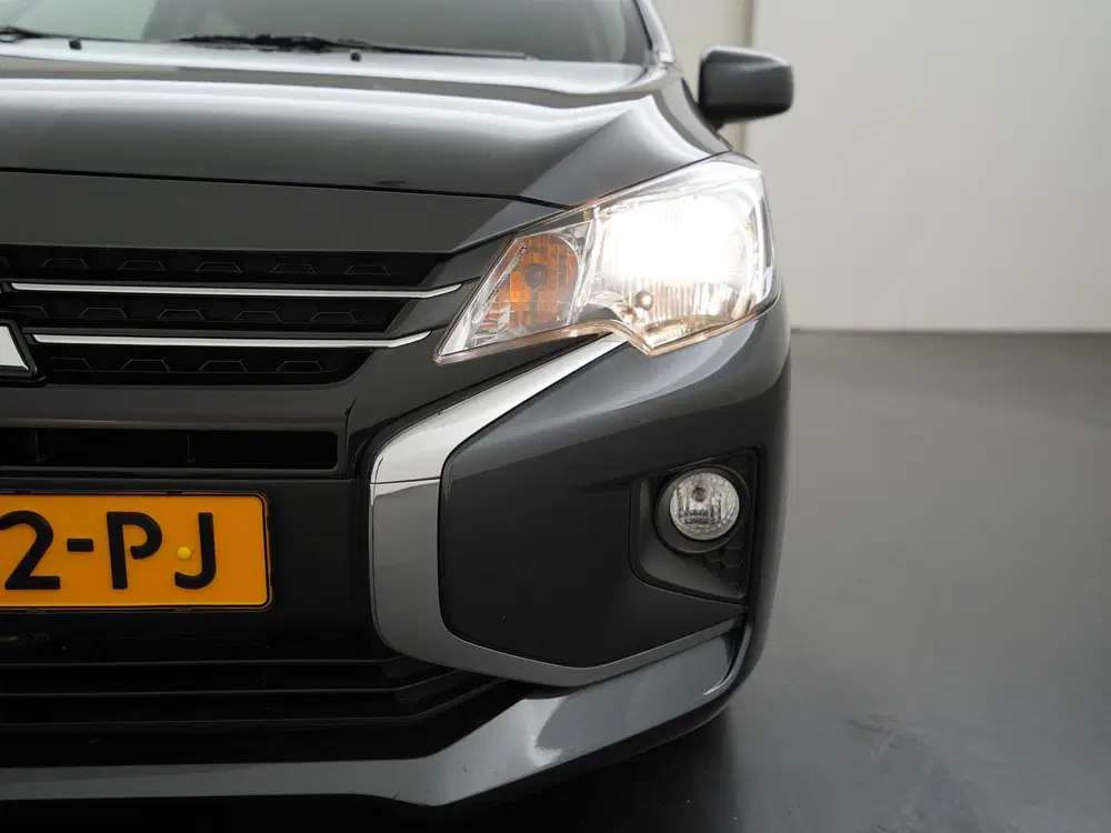 Mitsubishi Space Star 1.2 Dynamic Automaat uit 2024, foto 17
