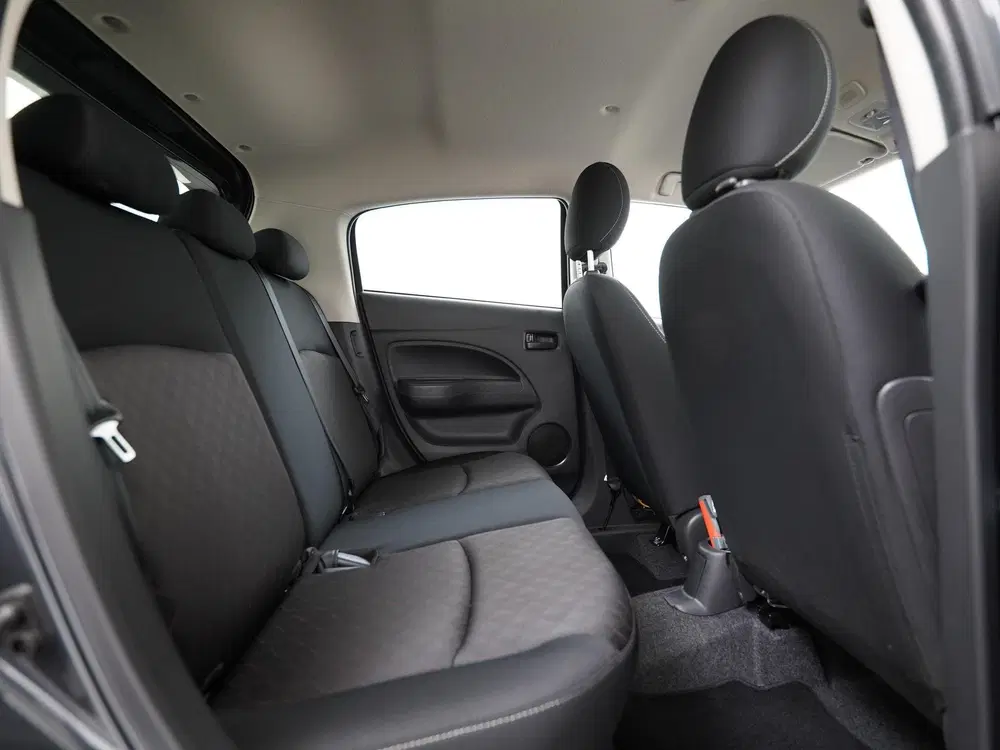 Mitsubishi Space Star 1.2 Dynamic Automaat uit 2024, foto 20