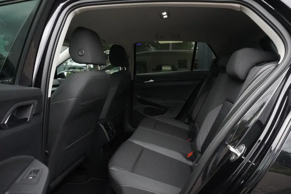 Volkswagen Golf 1.5 eTSI Style | CARPLAY | ACC | PARKEERHULP uit 2021, foto 10