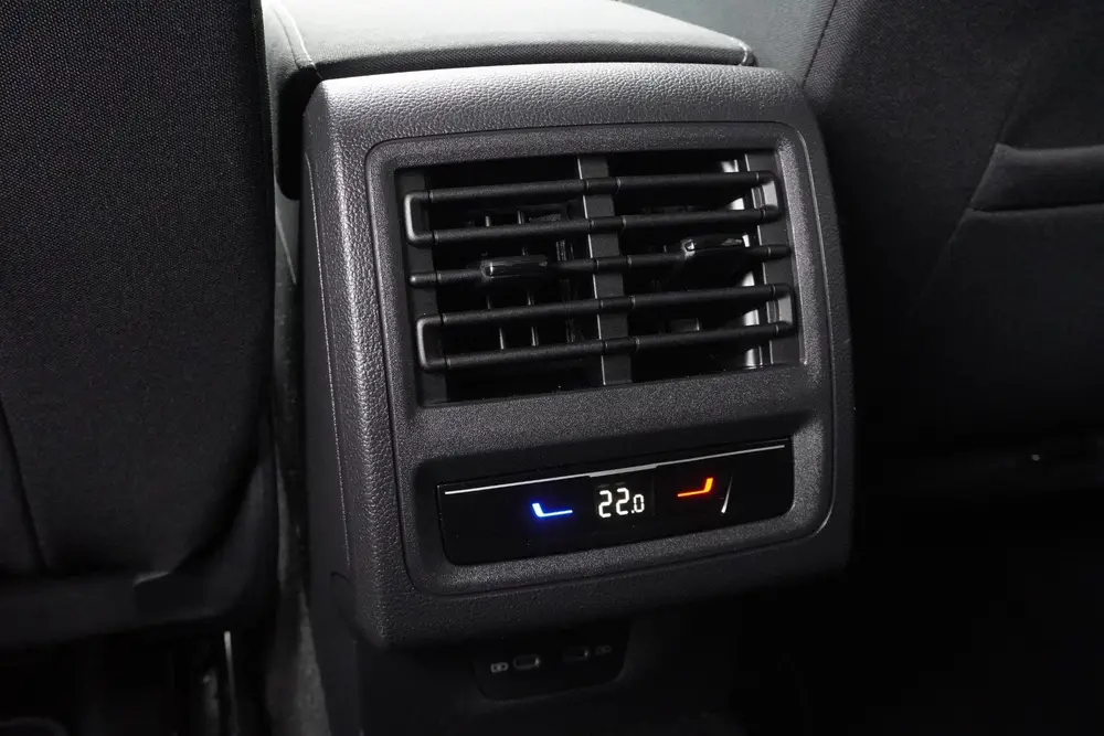 Volkswagen Golf 1.5 eTSI Style | CARPLAY | ACC | PARKEERHULP uit 2021, foto 16