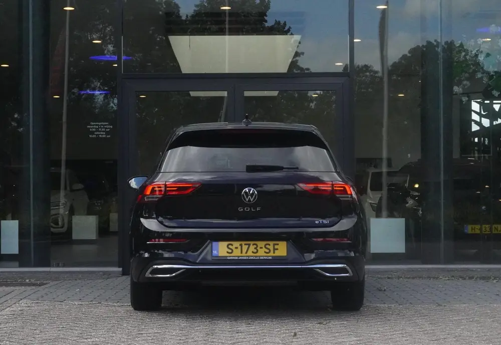 Volkswagen Golf 1.5 eTSI Style | CARPLAY | ACC | PARKEERHULP uit 2021, foto 4