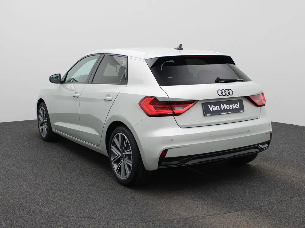 Audi A1 30 TFSI Advanced edition l Adaptive cruise uit 2025, foto 3